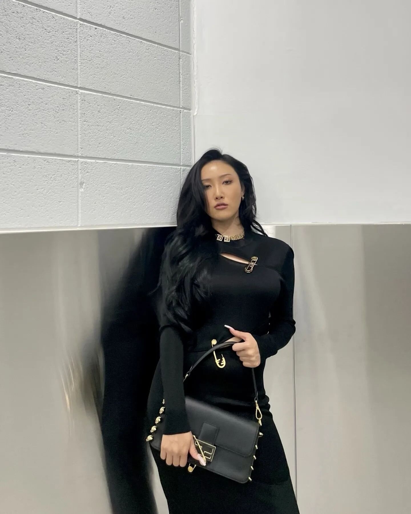 bo suu tap tui xach cua Hwasa anh 8