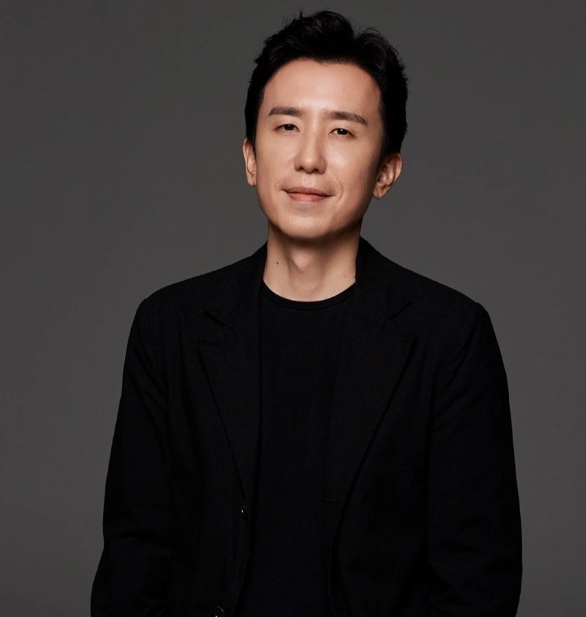 Yoo Hee Yeol's Sketchbook anh 1