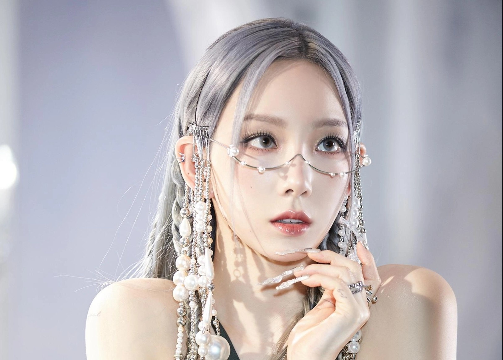 Xu huong tay long may, dinh da de lam dep hinh anh