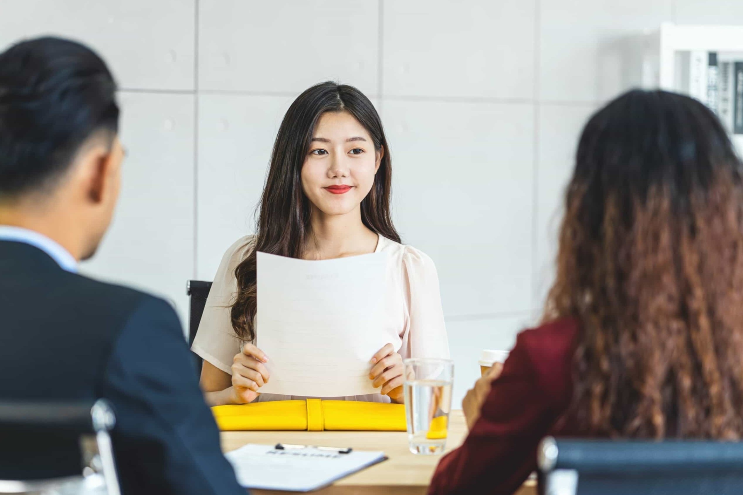 3 dieu khong nen lam sau khi bi sa thai hinh anh