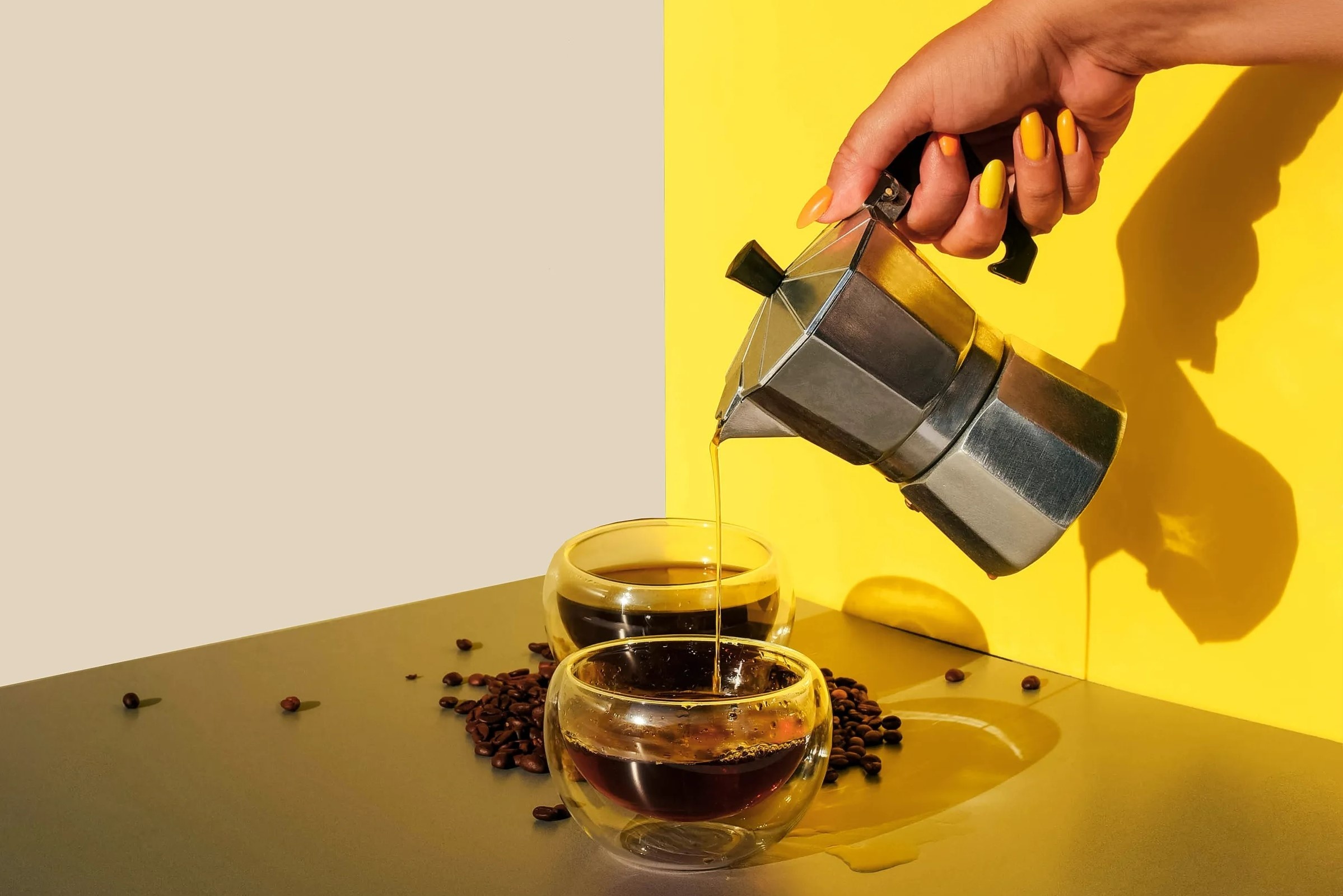 Uong ca phe sai cach co the rut ngan tuoi tho hinh anh