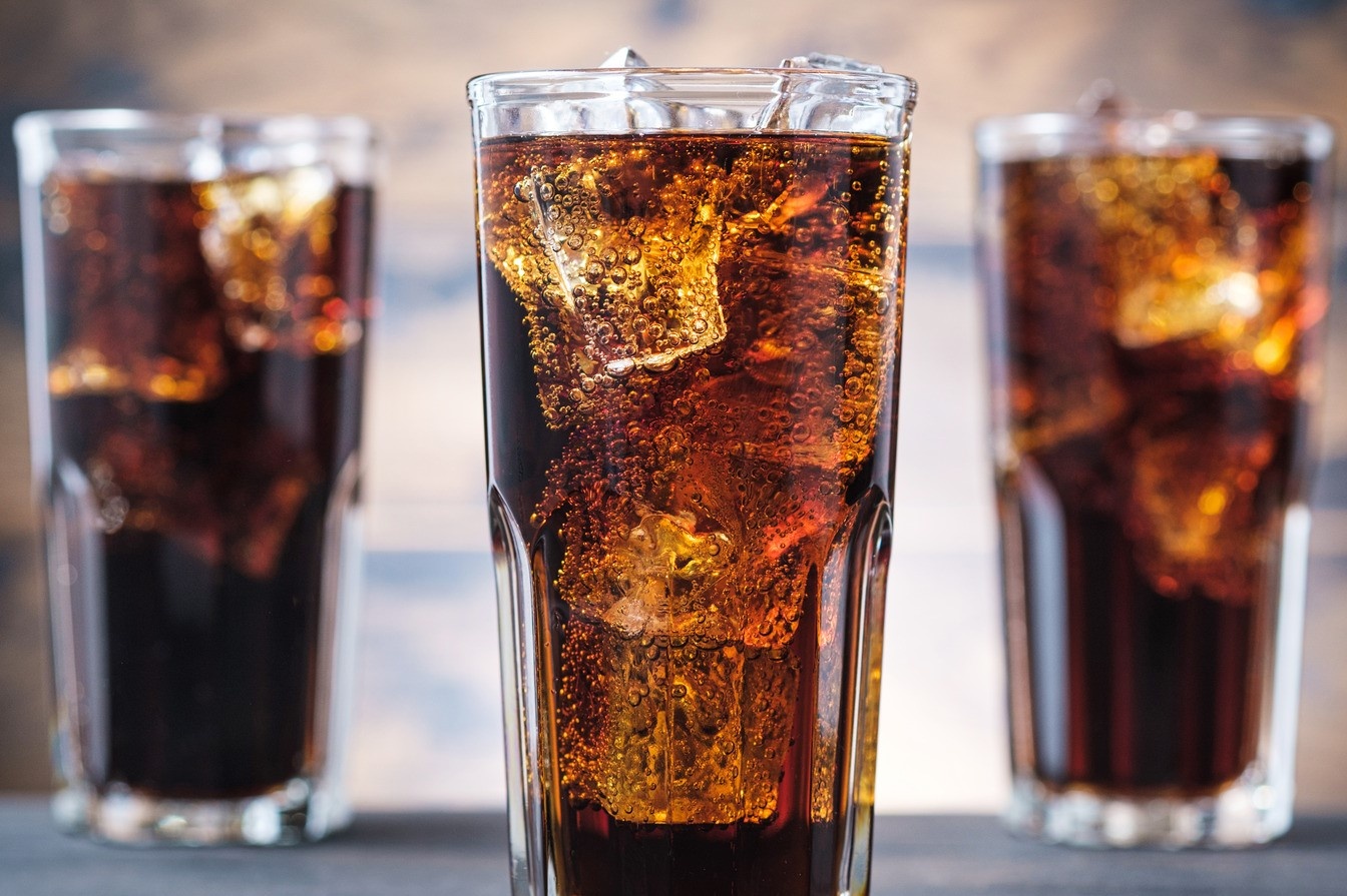 Uong mot lon soda/ngay co the tang nguy co hoi dau o nam gioi hinh anh