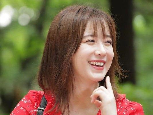 Tranh lan at dong nghiep, Goo Hye Sun phai danh phan cho bot trang hinh anh