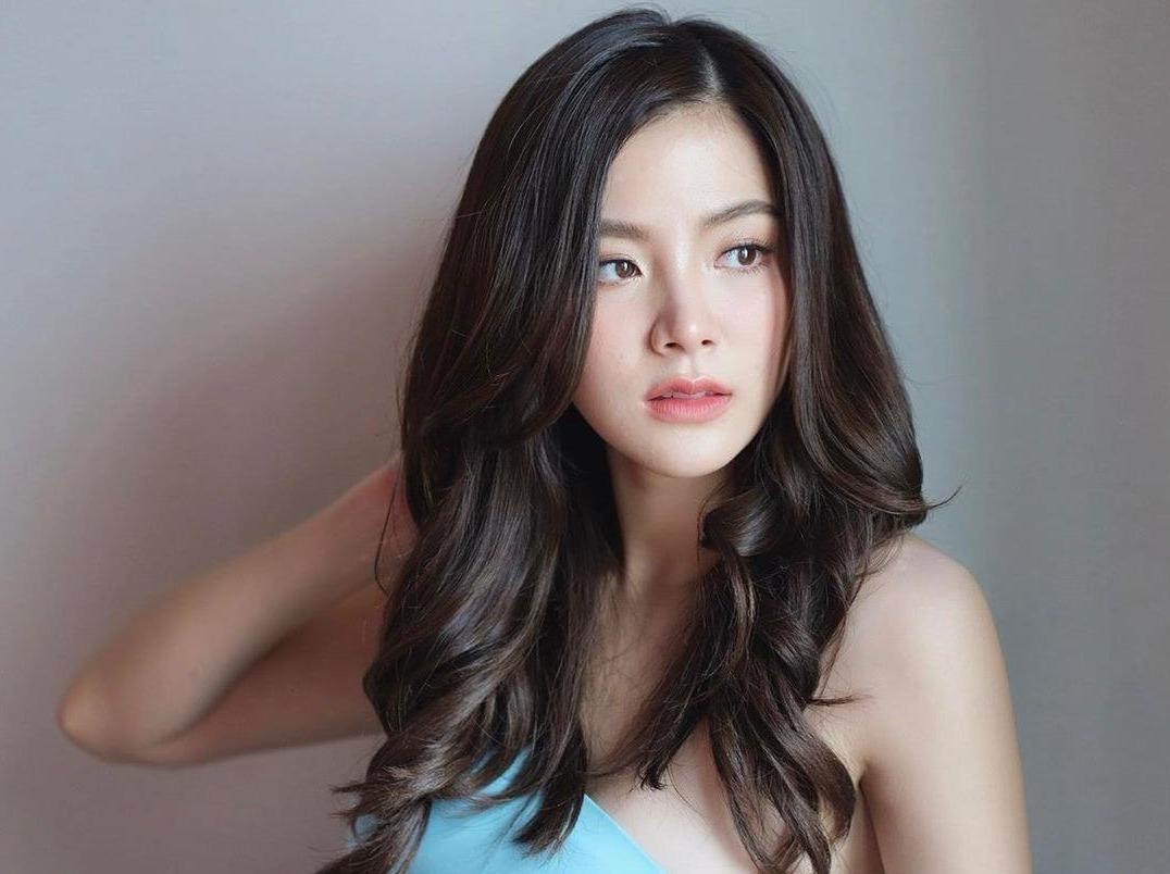 Dan dien vien 'Chiec la cuon bay' ngoai doi dien do the nao? hinh anh