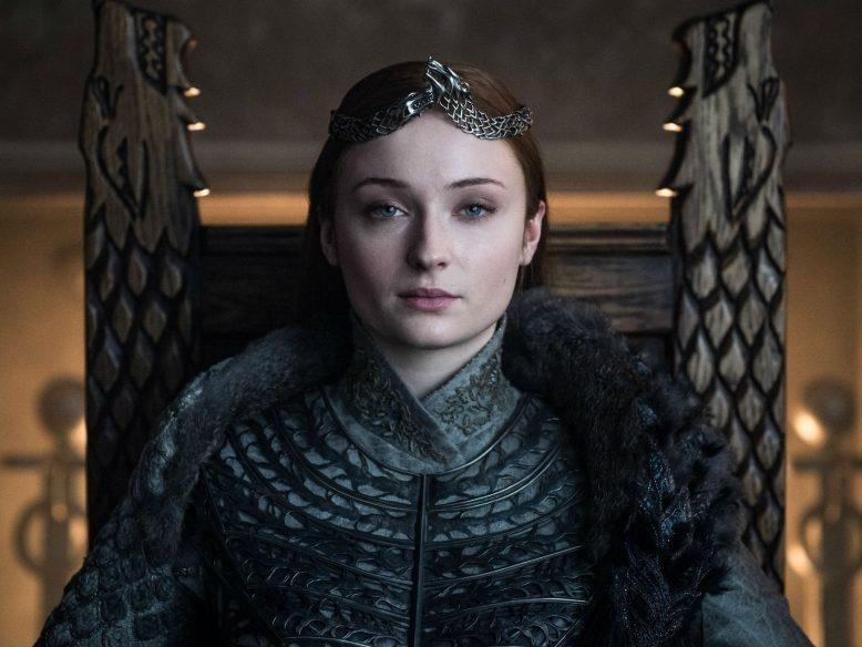 Sophie Turner tren phim truong 'Game of Thrones' hinh anh