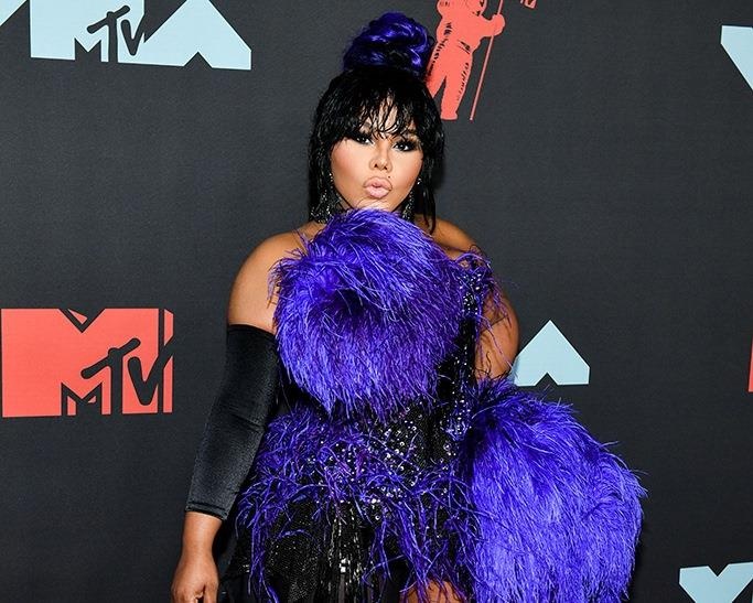 Makeup looks tai VMAs 2019 anh 5