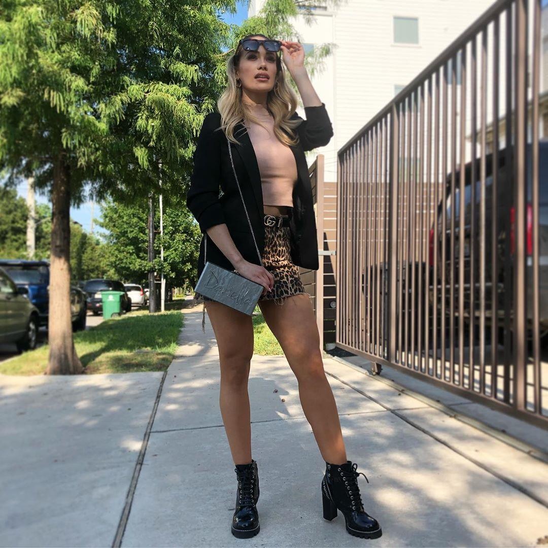 Thoi trang tan Miss World Puerto Rico anh 4