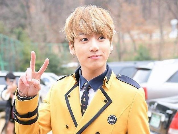 Truong cua Jungkook (BTS) hay o dau co dong phuc dep nhat Han Quoc? hinh anh