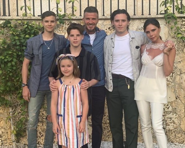 gu thoi trang cua harper beckham co gi dac sac anh 7