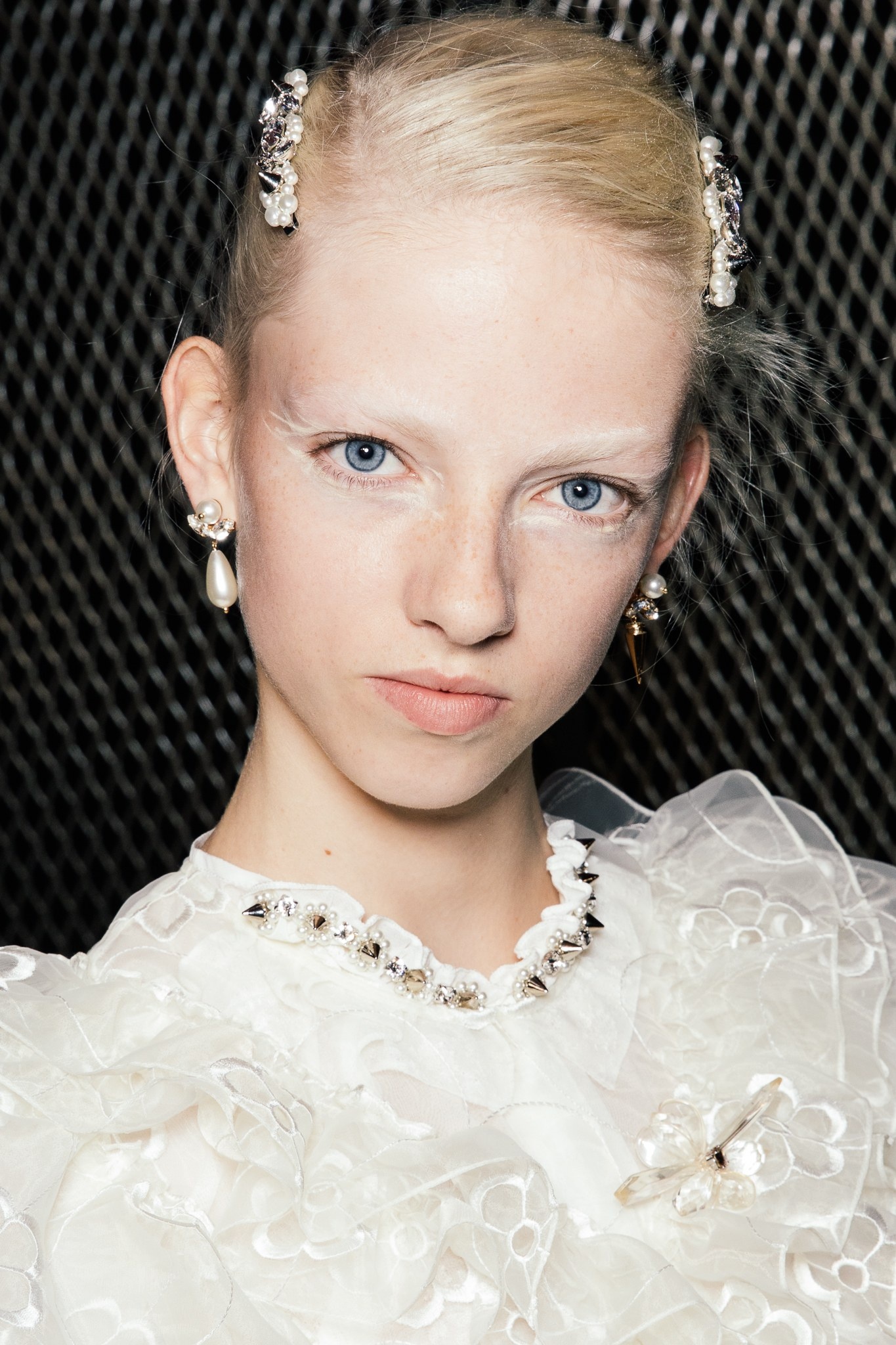 5 kiểu làm đẹp nổi bật tại London Fashion Week ảnh 1 5 kieu lam dep noi bat tai London Fashion Week anh 1