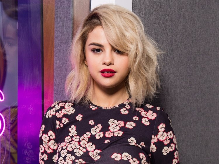 Selena Gomez va dan sao Hollywood dep hon nho nhuom toc noi bat hinh anh