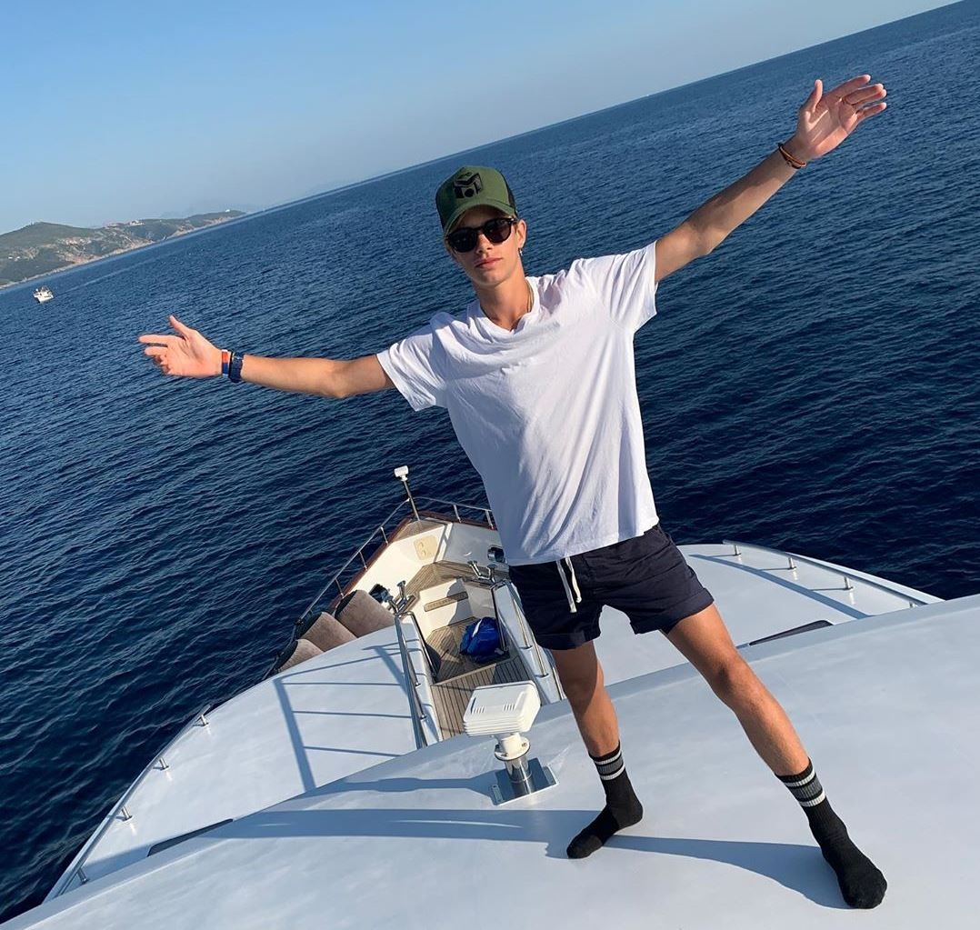 phong cach thoi trang cua anh em nha beckham anh 8