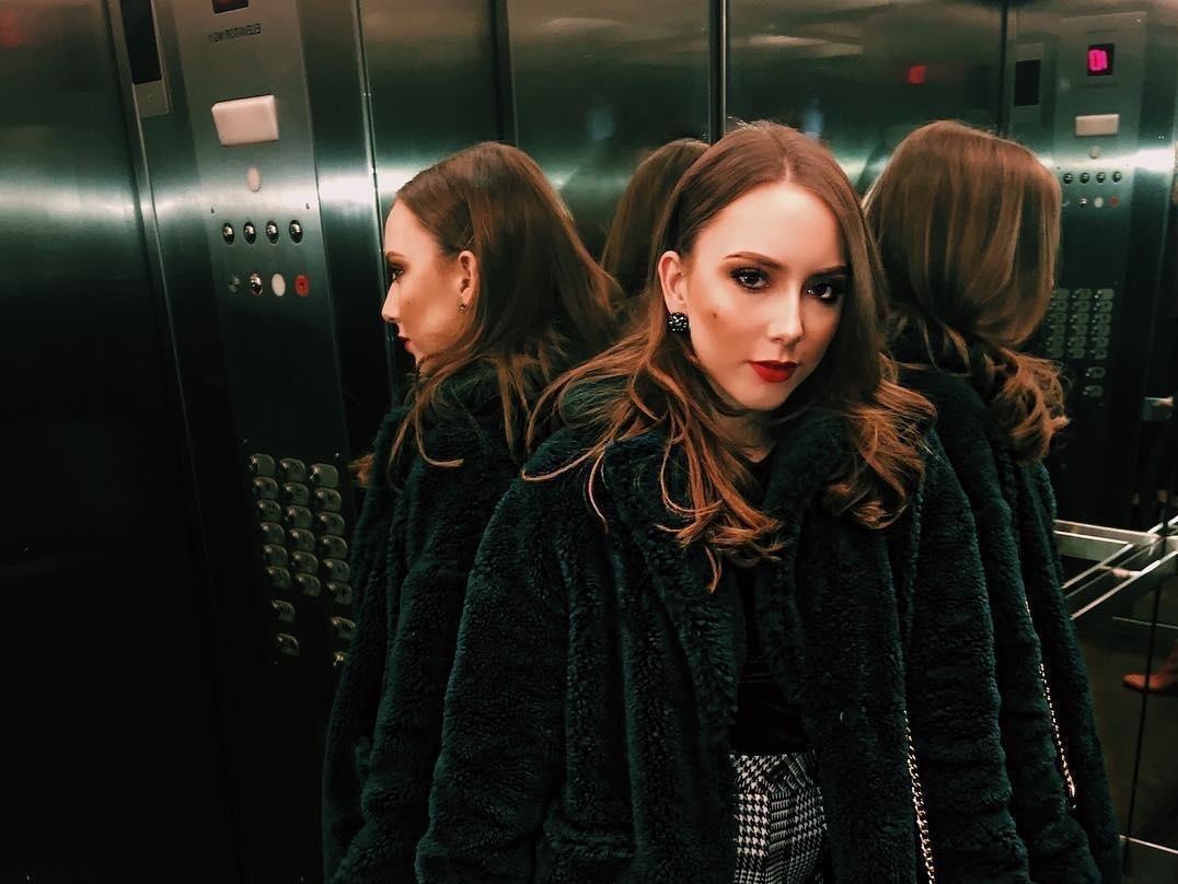 Con gai Eminem trinh dien kha nang rap giong cha hinh anh