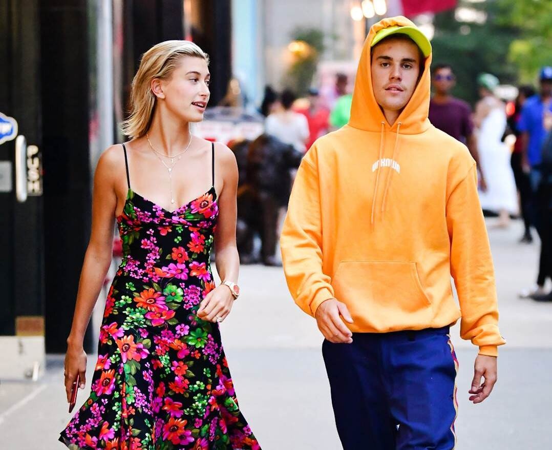 thoi trang duong pho dep mat cua hailey baldwin anh 8