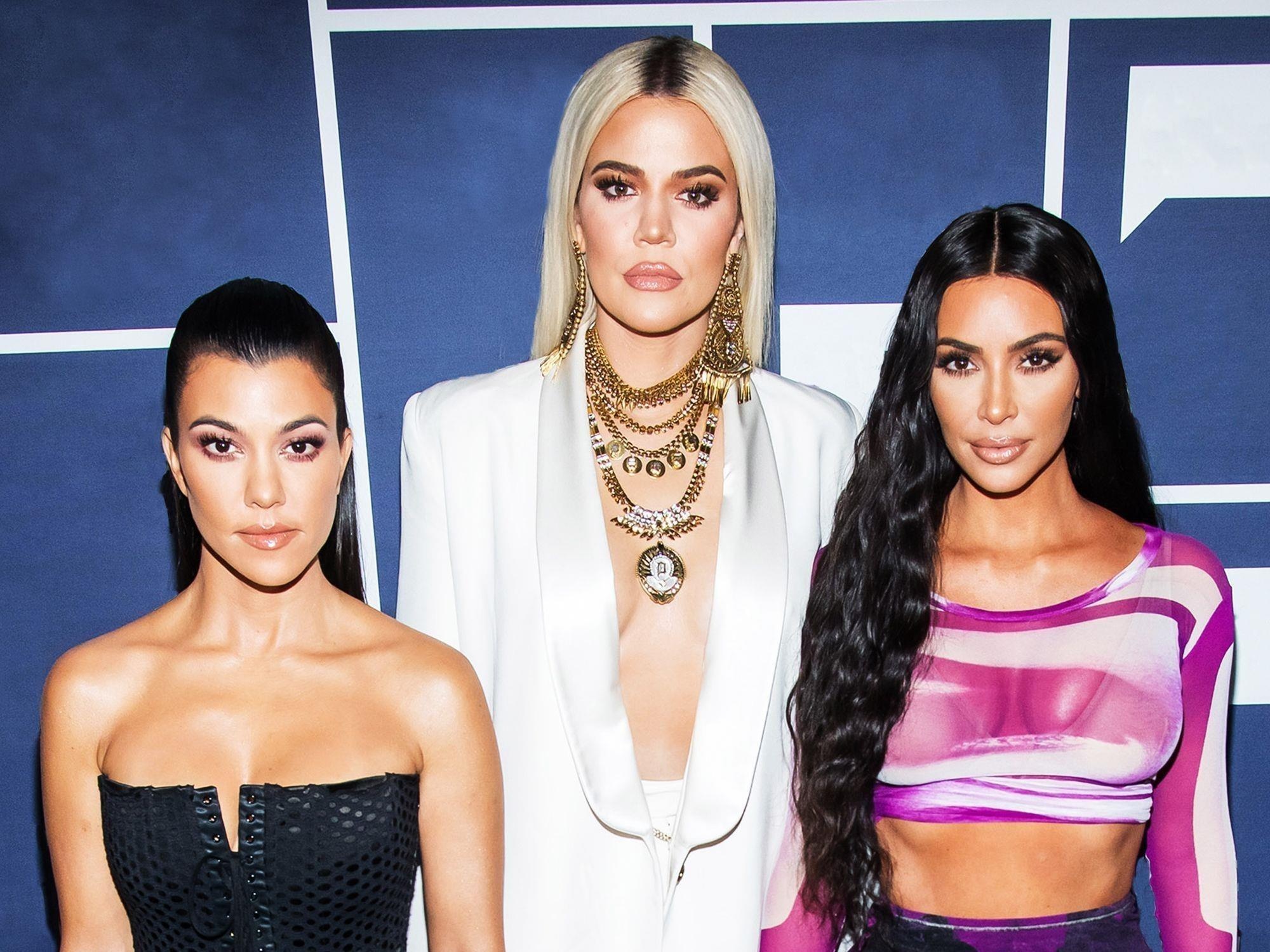 Chi em nha Kim Kardashian tiet lo cach duong toc nhieu nam nay hinh anh