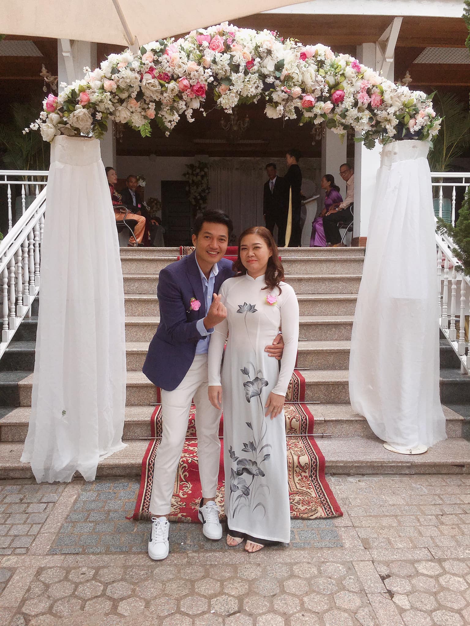 dien vien quang tuan ngoai doi mac gi anh 3