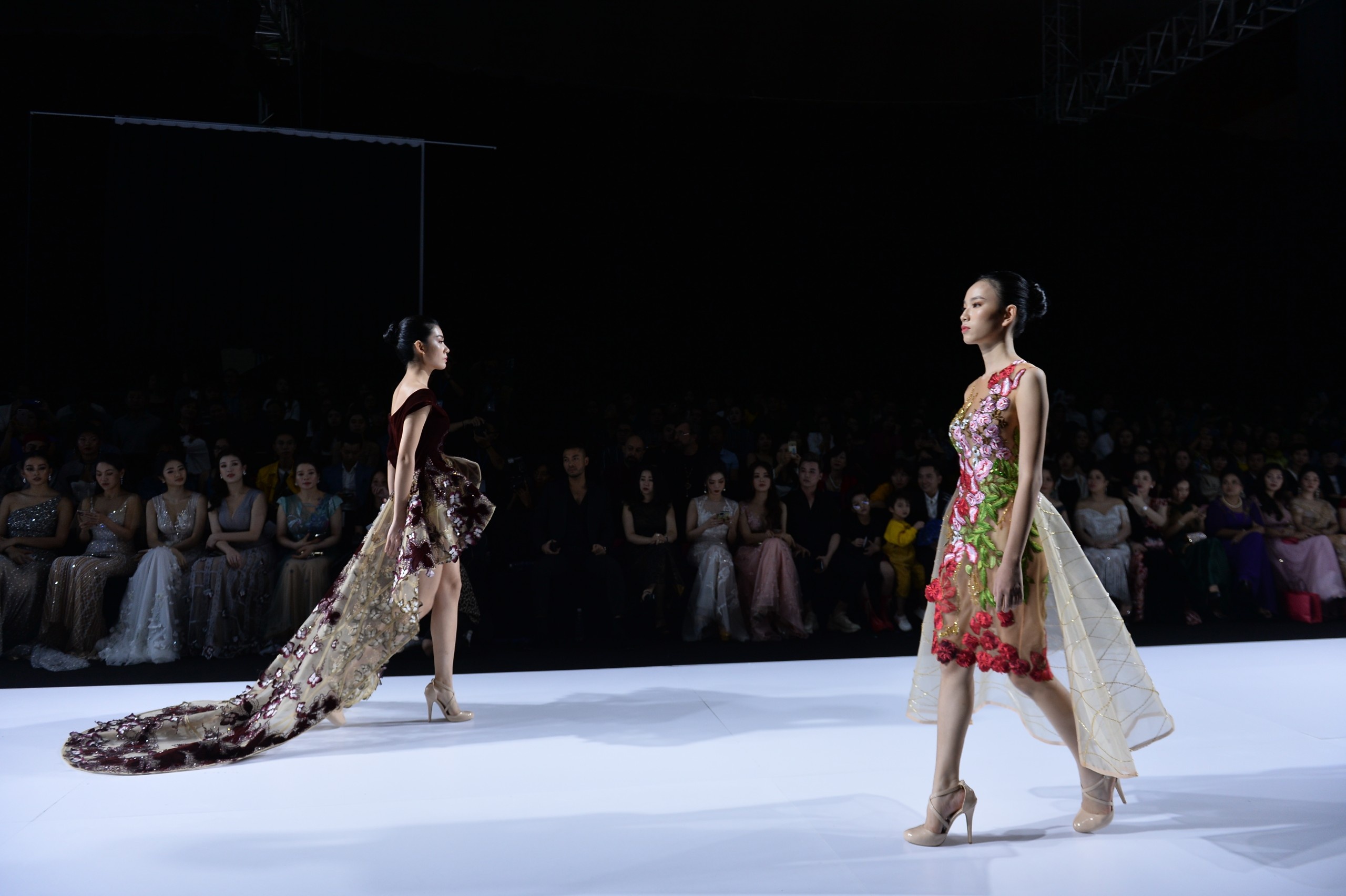 show dien cua nha thiet ke hoang hai anh 6