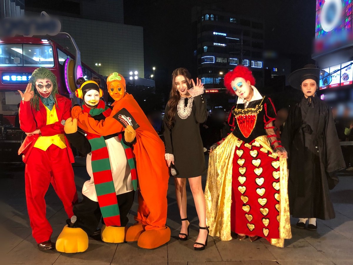 cac idol han quoc dien gi vao ngay halloween anh 2