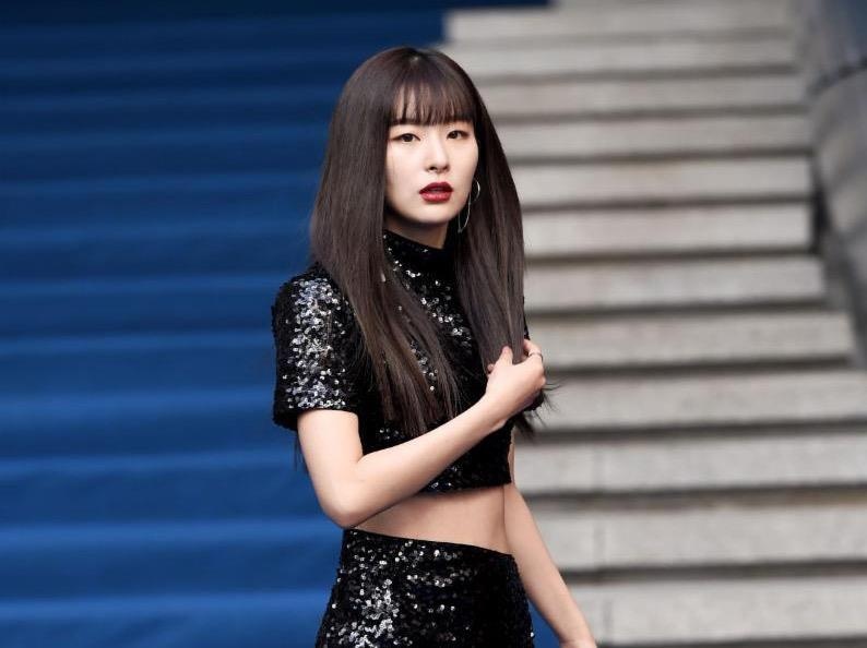 My nhan Red Velvet luon biet cach phoi do dep khi du su kien hinh anh