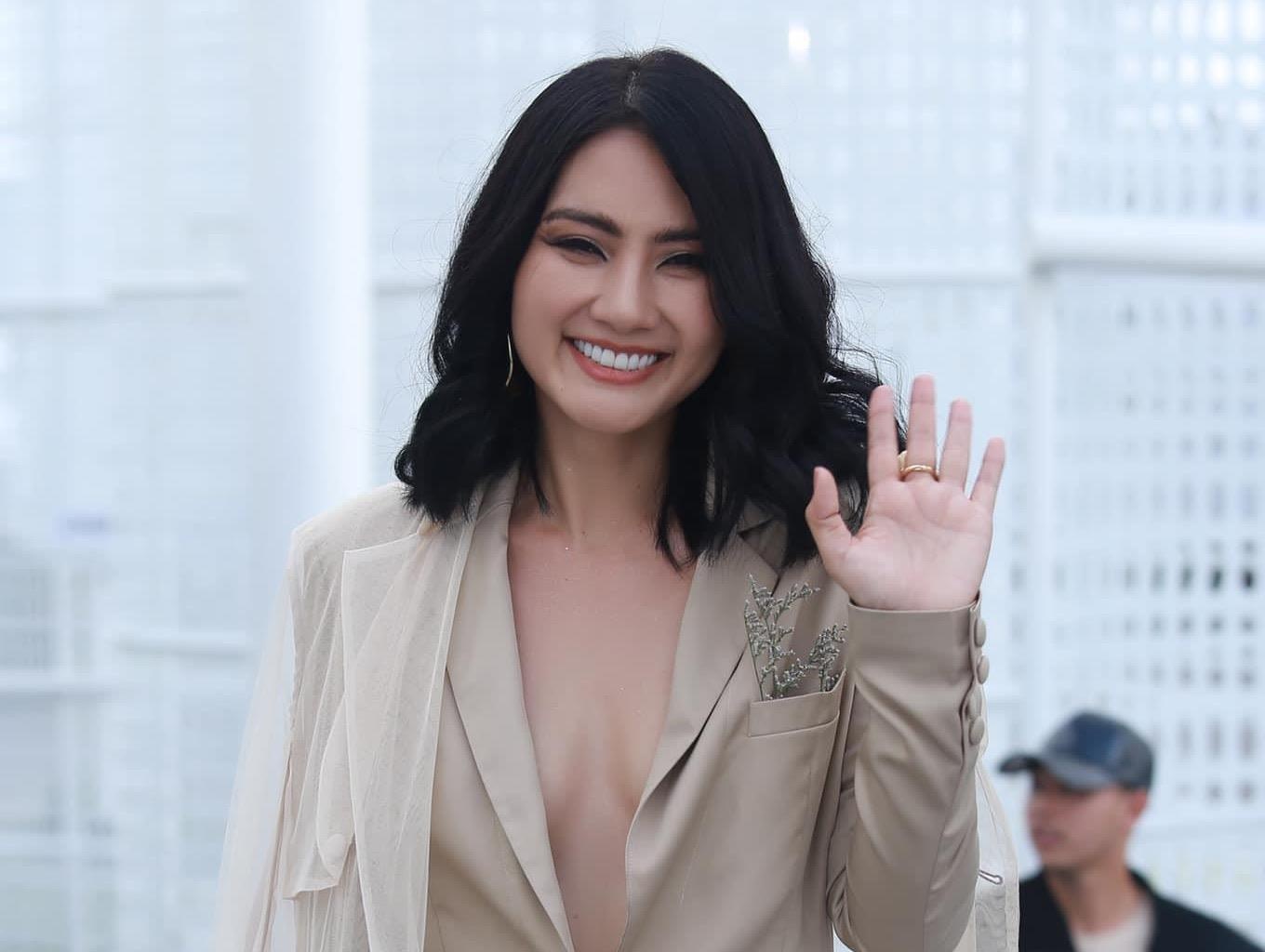 Ngoc Lan cham dung do hieu, mac vay ngan khoe chan thon hinh anh