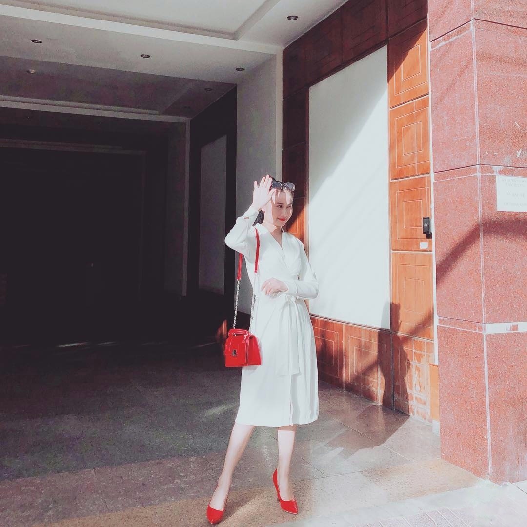 Tien linh ghi ban thang trong tran dau uae anh 7