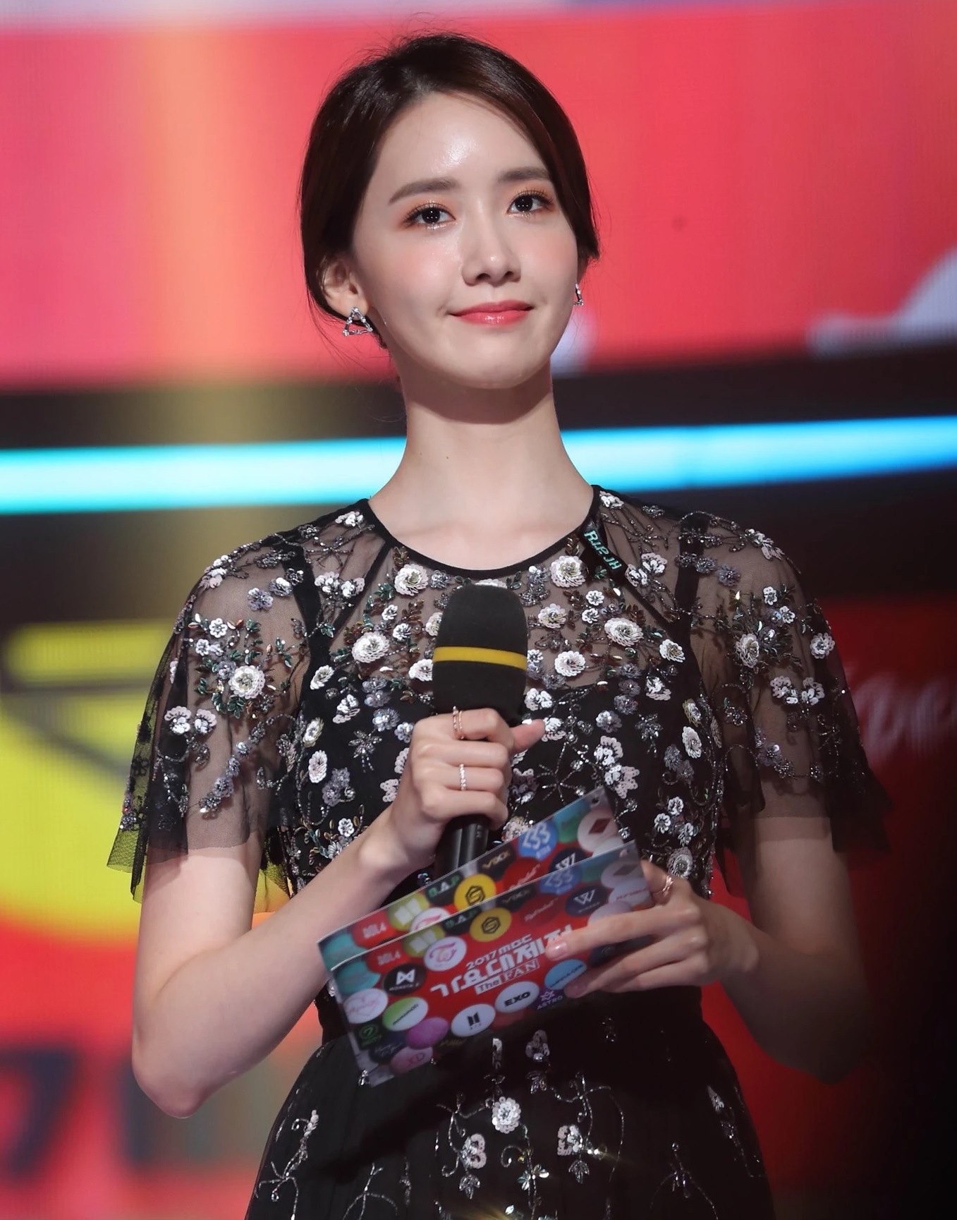 thoi trang du su kien cua yoona anh 9