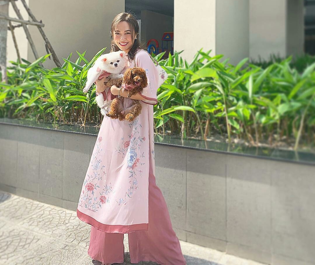 nam moi mac ao dai gi anh 1