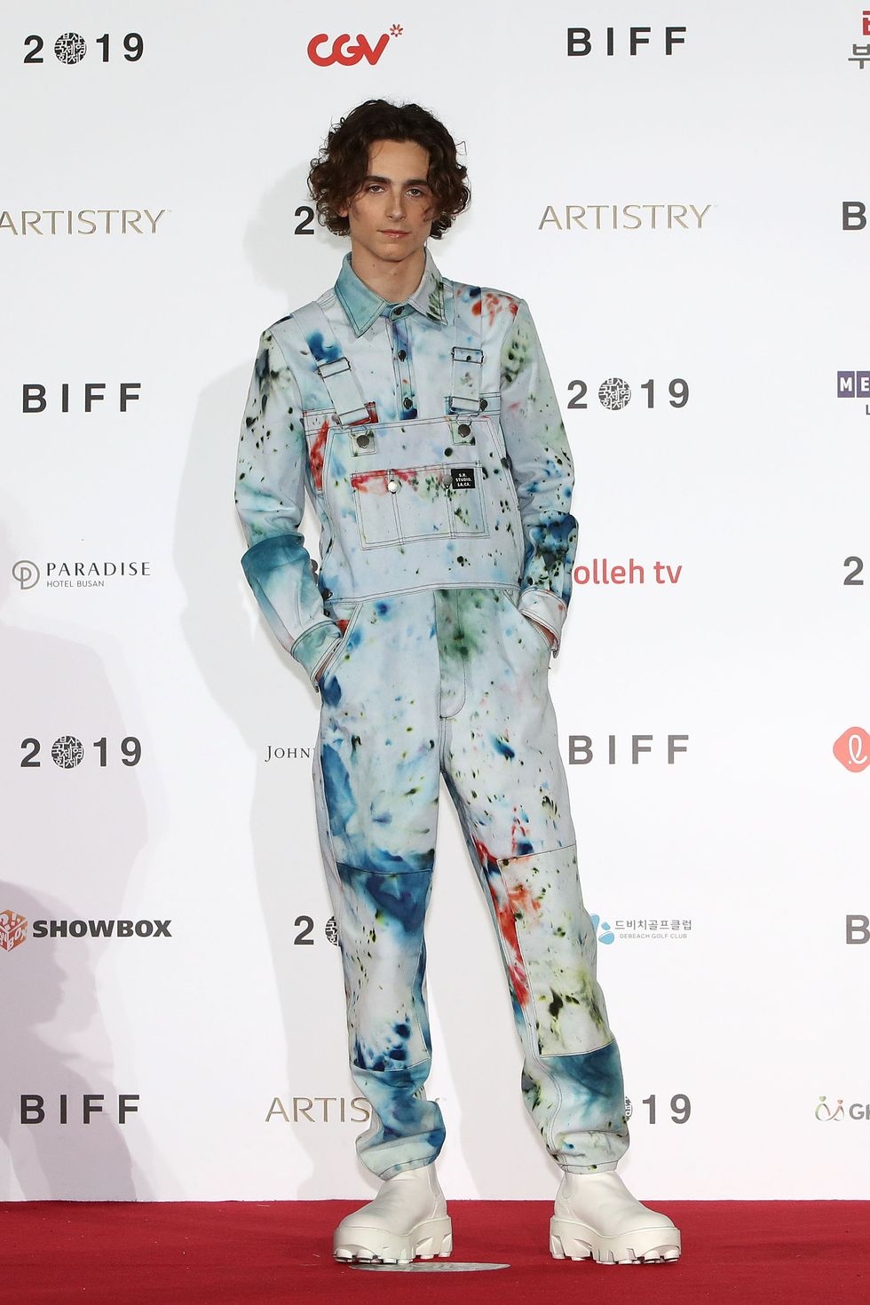 Timothée Chalamet bị chê mặc đồ xấu ảnh 13 Timothee Chalamet bi che mac do xau anh 13