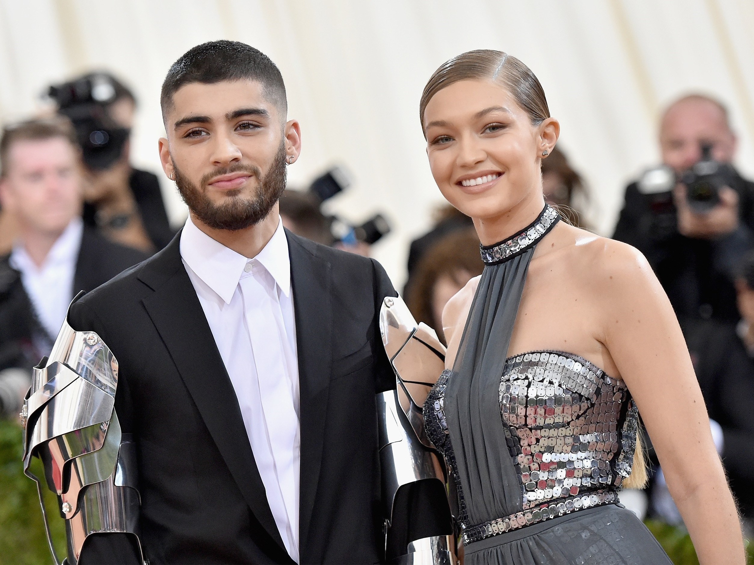 Gigi Hadid va Zayn luon mac dep, chat ngau khi xuat hien ben nhau hinh anh