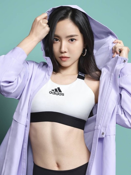 nguoi mau adidas han quoc anh 2