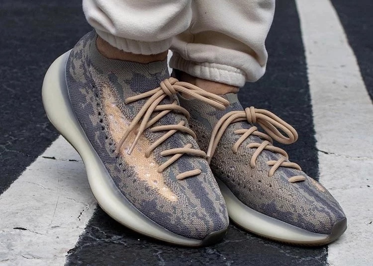 mẫu giày yeezy mới nhất ảnh 1 mau giay yeezy moi nhat anh 1