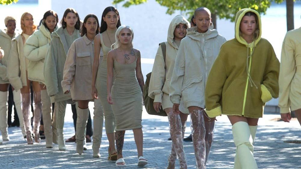 giay yeezy lich su anh 19