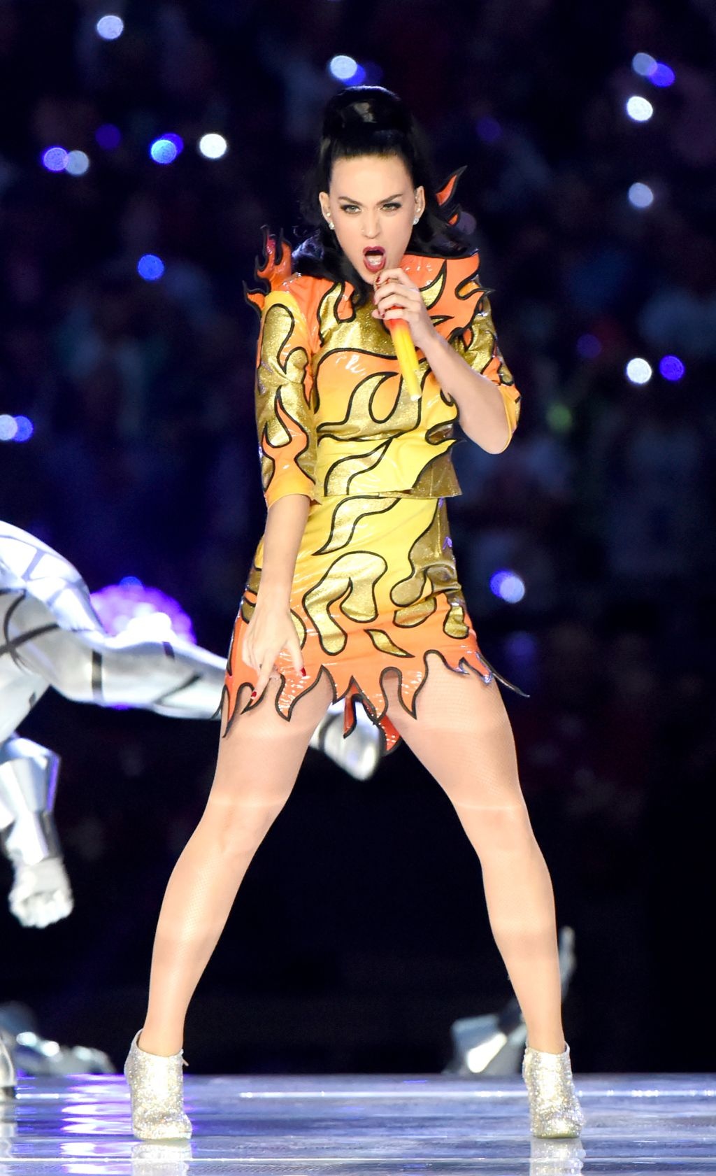 trang phục kỳ lạ của katy perry ảnh 7 trang phuc ky la cua katy perry anh 7