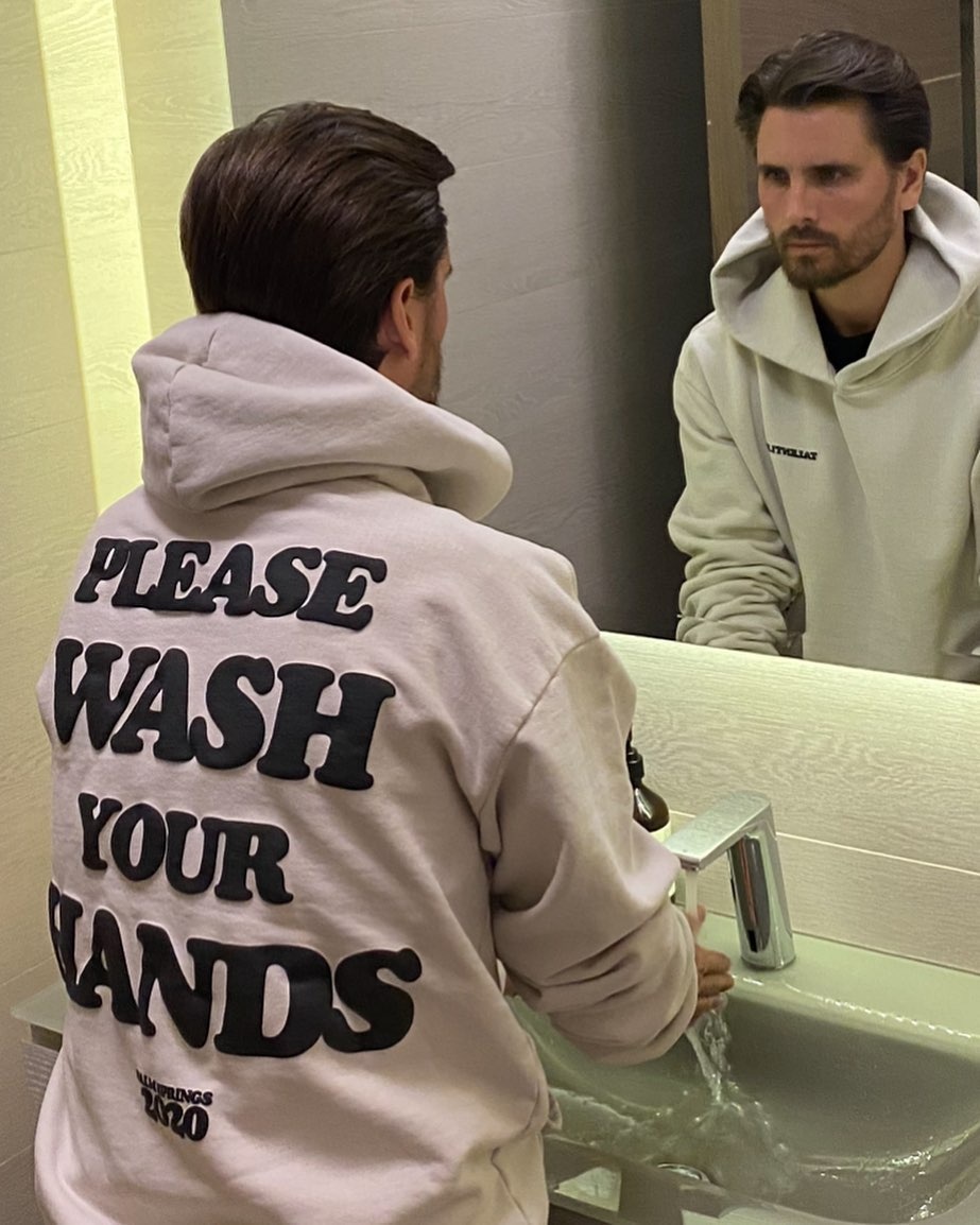 kourtney kardashian mac do cua tinh cu anh 2