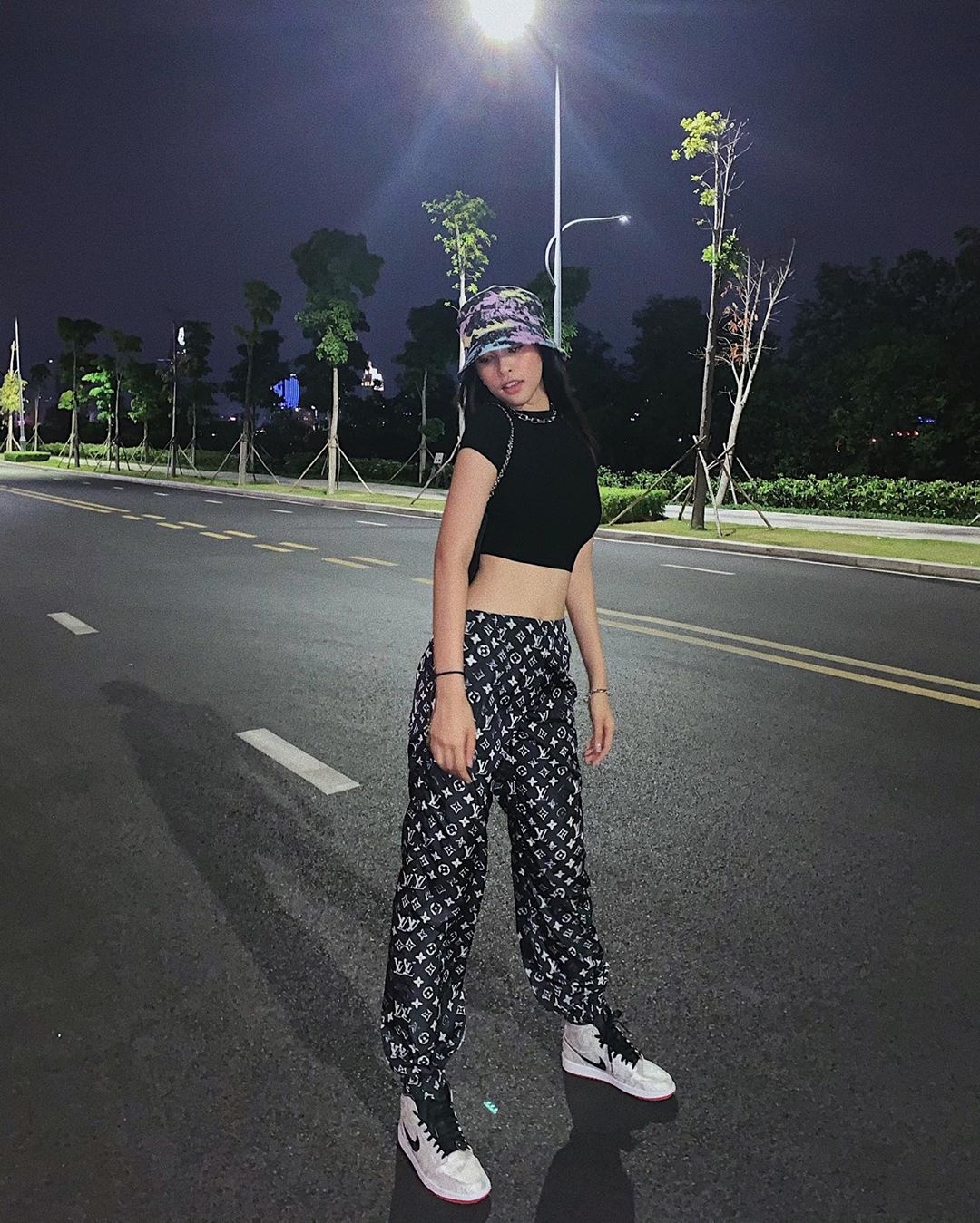 hoa hau tieu vy giay anh 5