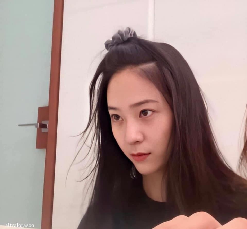 Mat moc Krystal anh 6