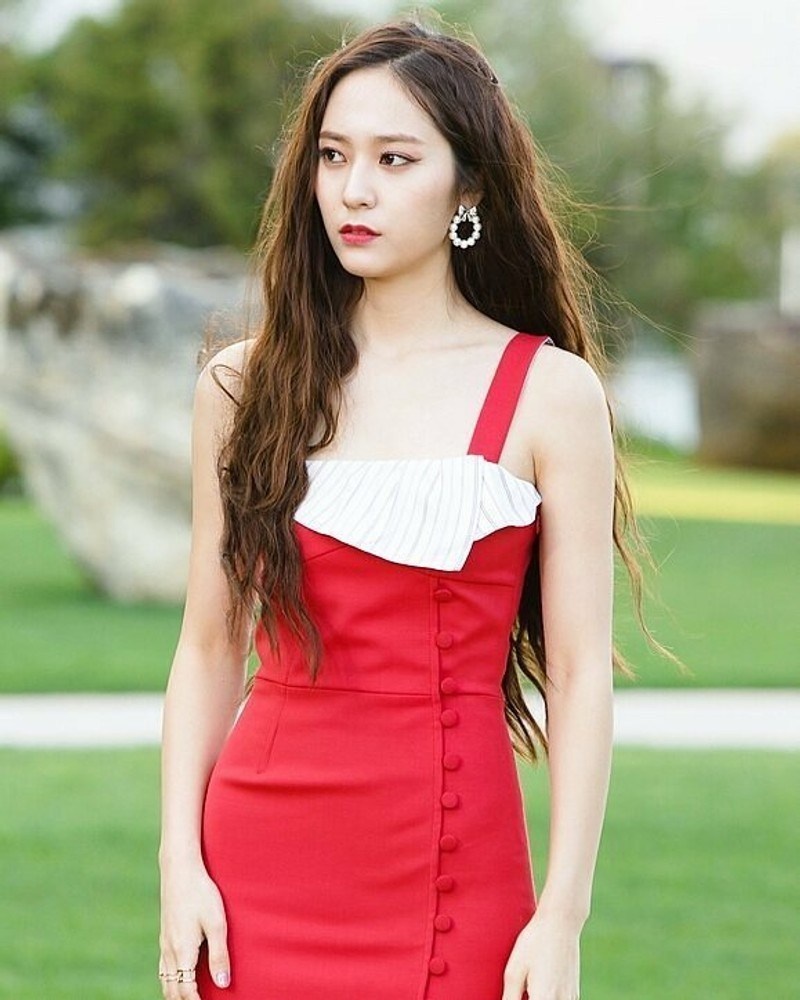 Mat moc Krystal anh 13