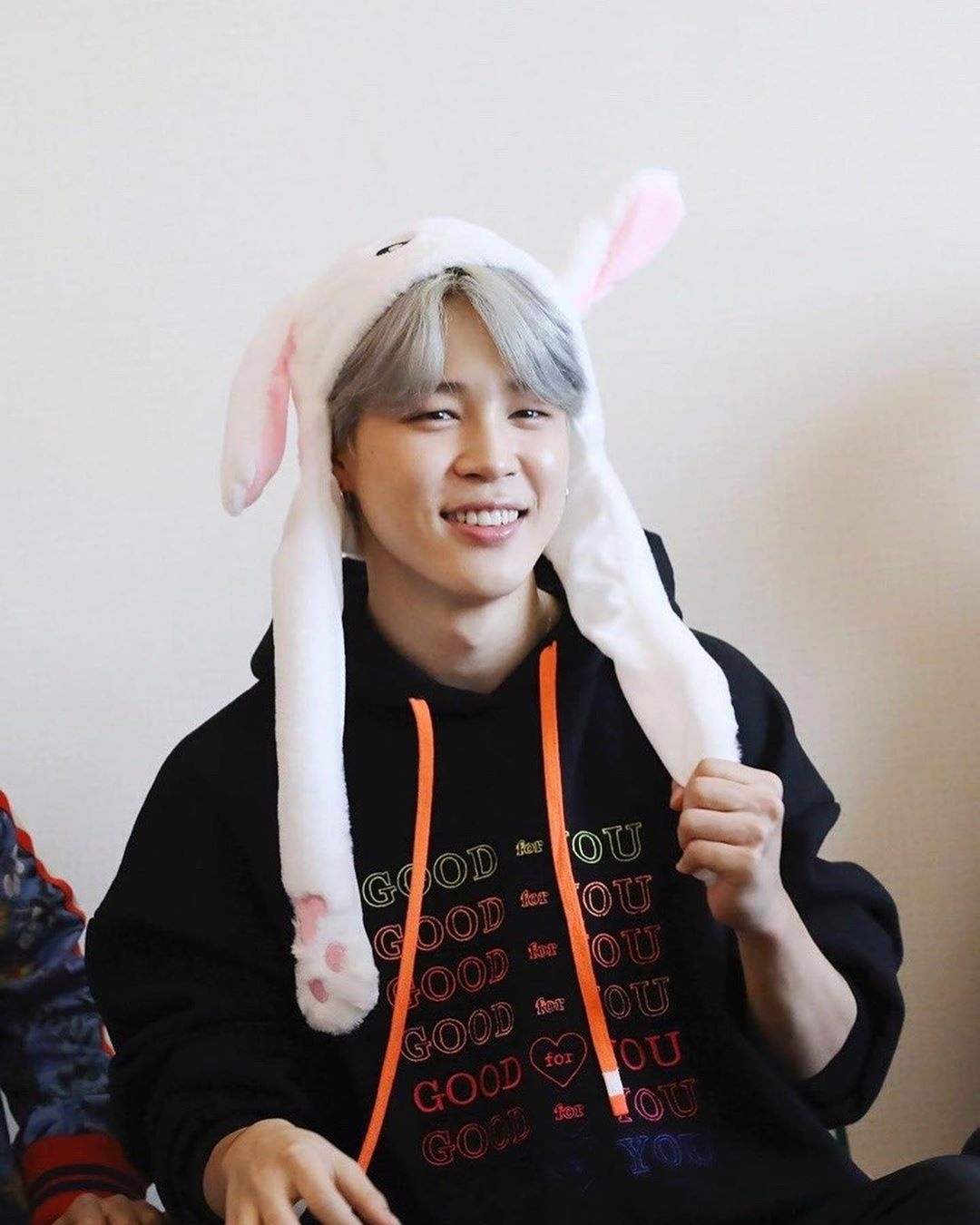 Jimin doi mu gi anh 16