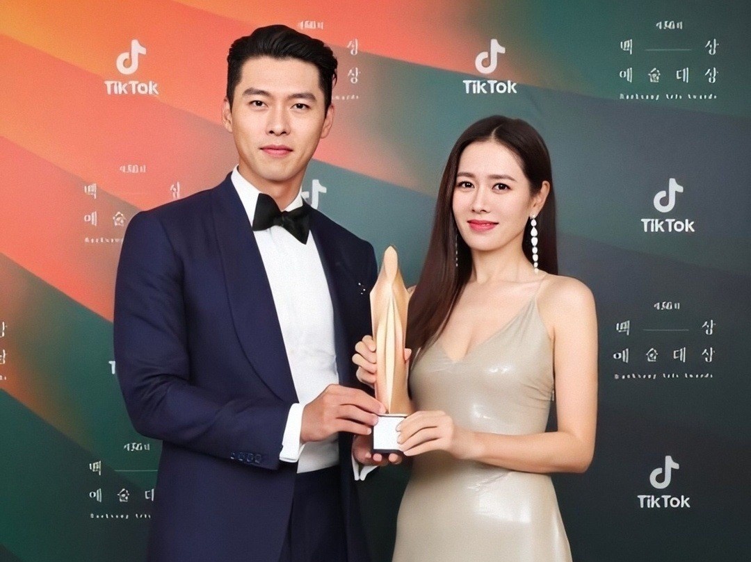 hyun bin son ye jin mặc đồ đôi ảnh 1 hyun bin son ye jin mac do doi anh 1