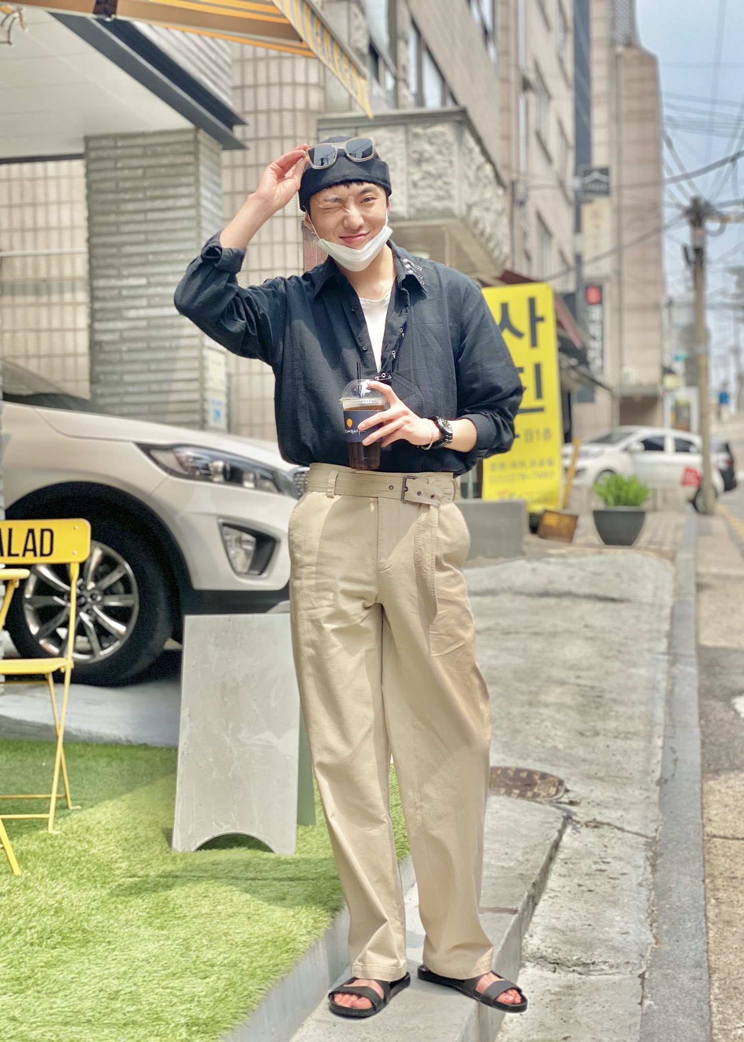 Seung Yoon thoi trang doi thuong anh 1