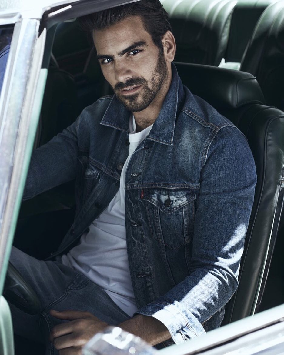 nguoi mau dac biet cua lang thoi trang anh 6