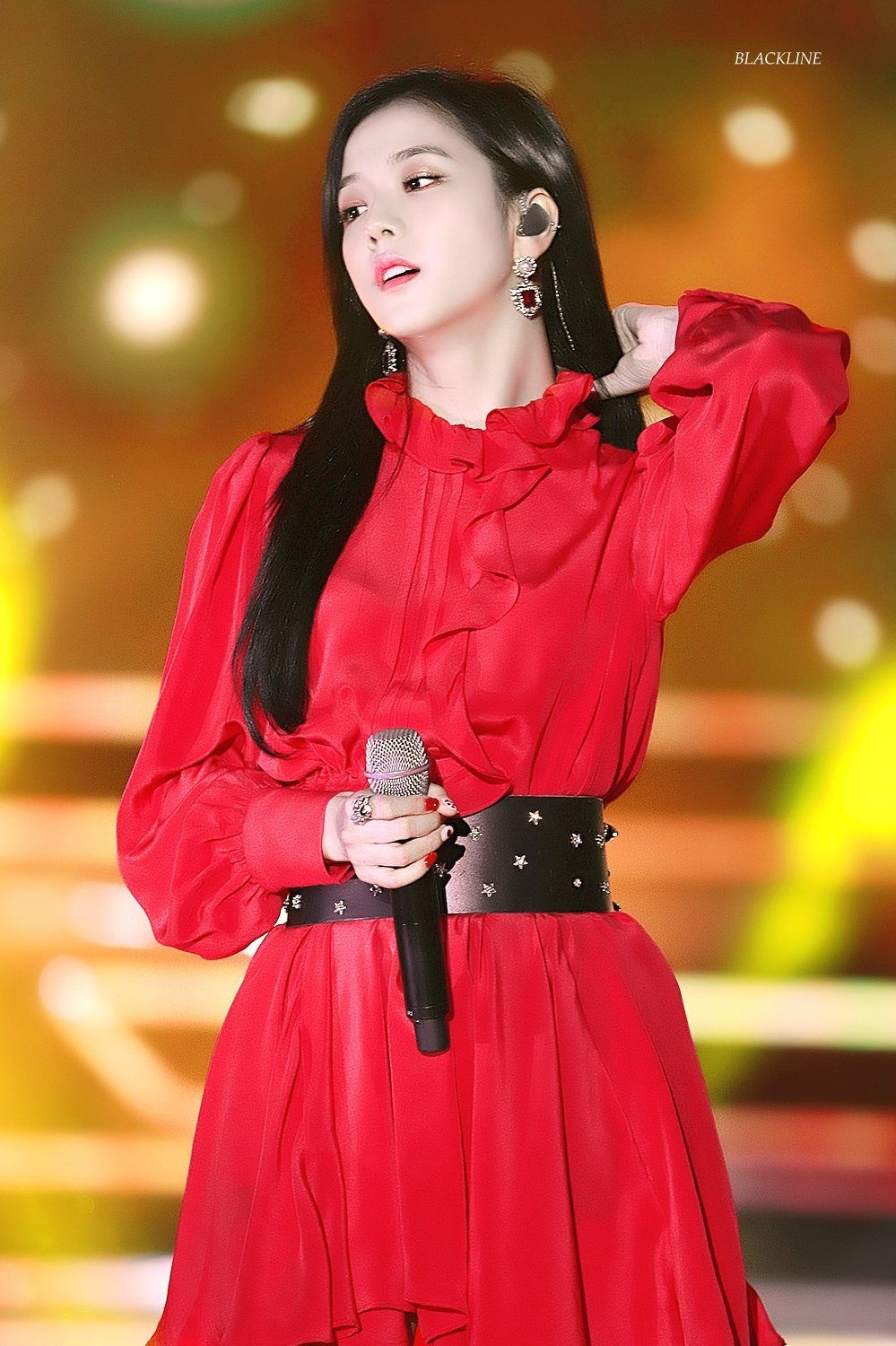 Jisoo mac hang hieu anh 9