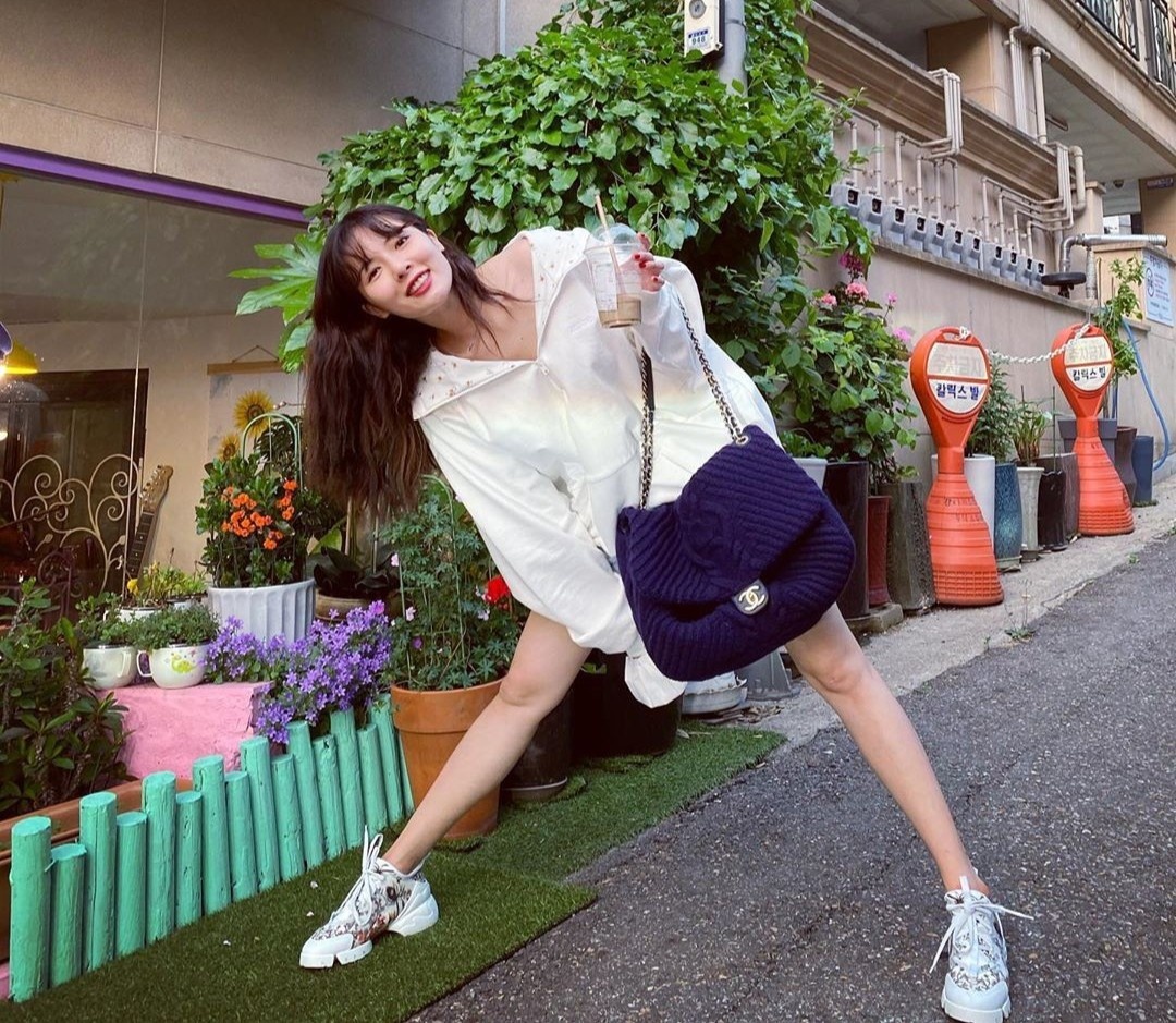 Thoi trang HuynA ngay thuong anh 2