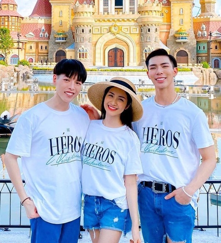 huong giang va ban phoi do nhom anh 6