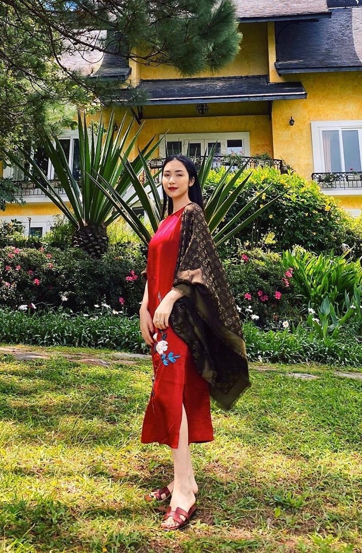 huong giang va ban phoi do nhom anh 9