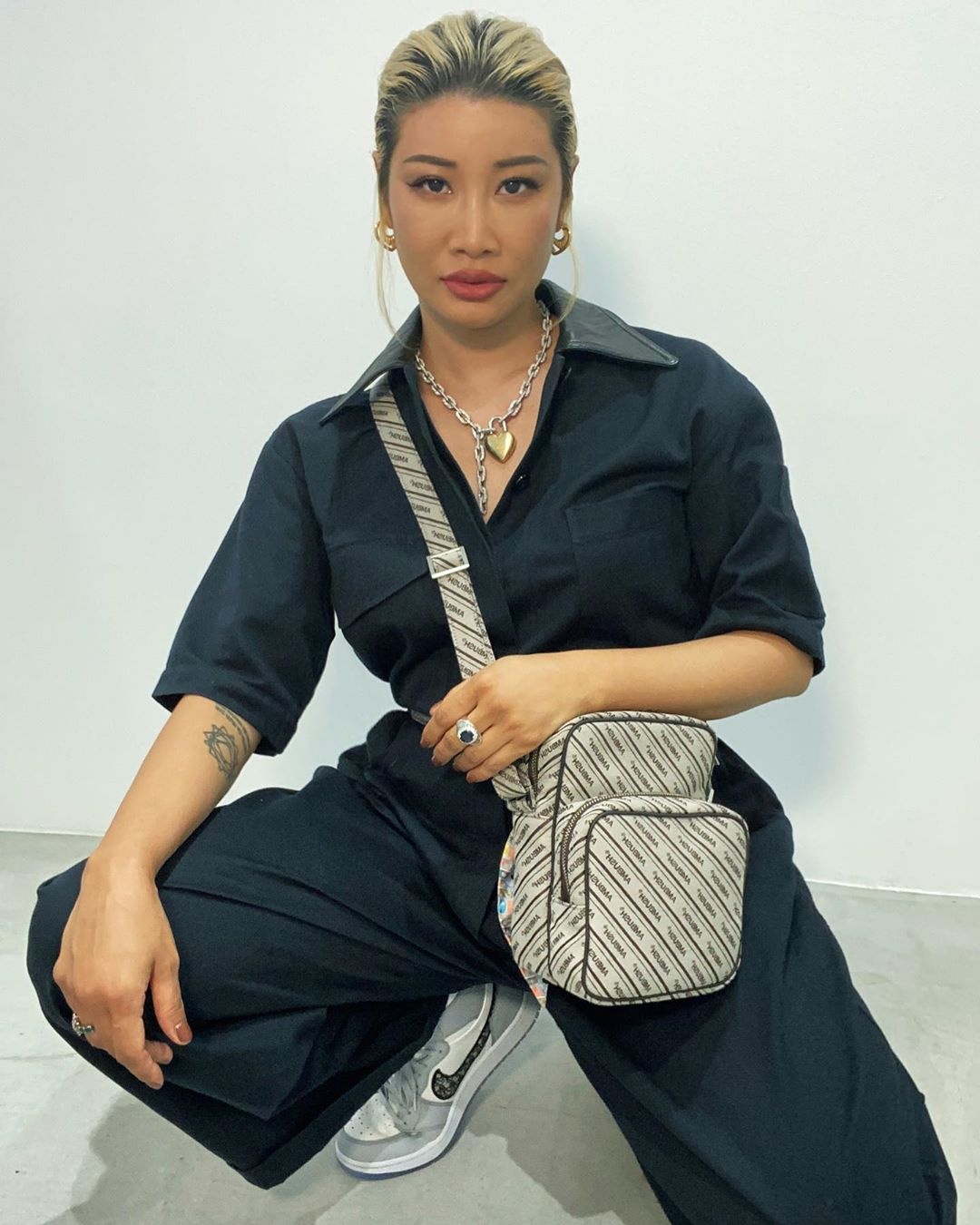 sao di giay nike dior anh 1