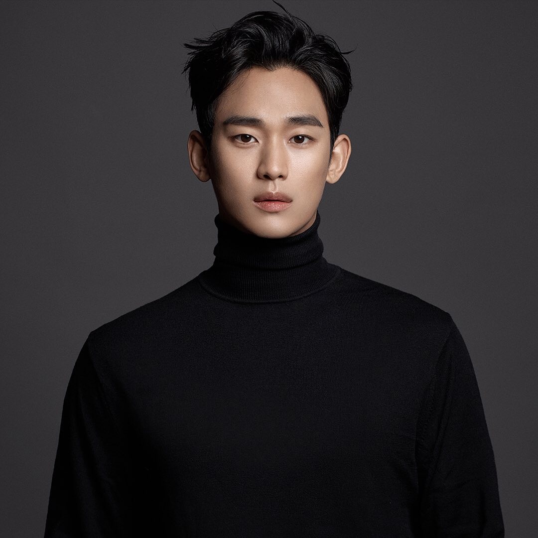 thoi trang san bay cua Kim Soo Hyun anh 1