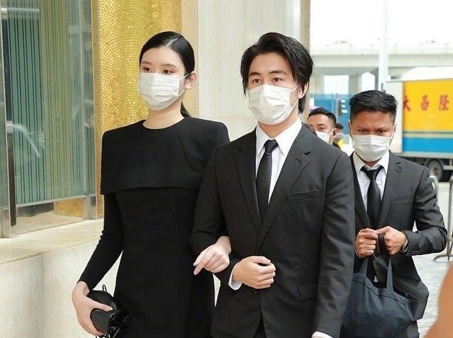 He Mong Dao trong thon gon, an mac sanh dieu ben chong thieu gia hinh anh