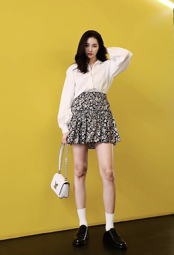 hoc sao Han cach phoi do dep anh 4