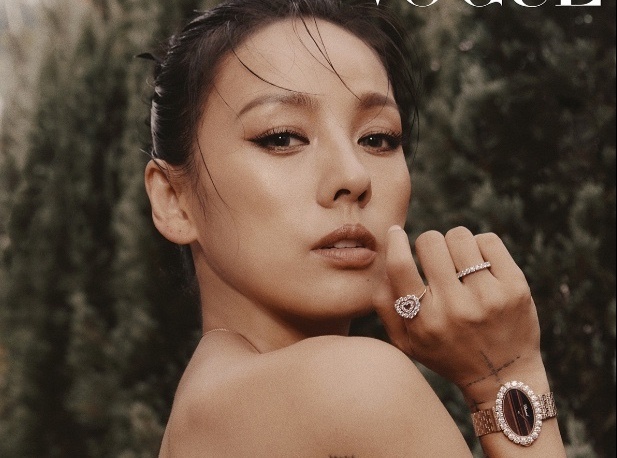 Lee Hyori khoe voc dang san chac o tuoi 41 hinh anh